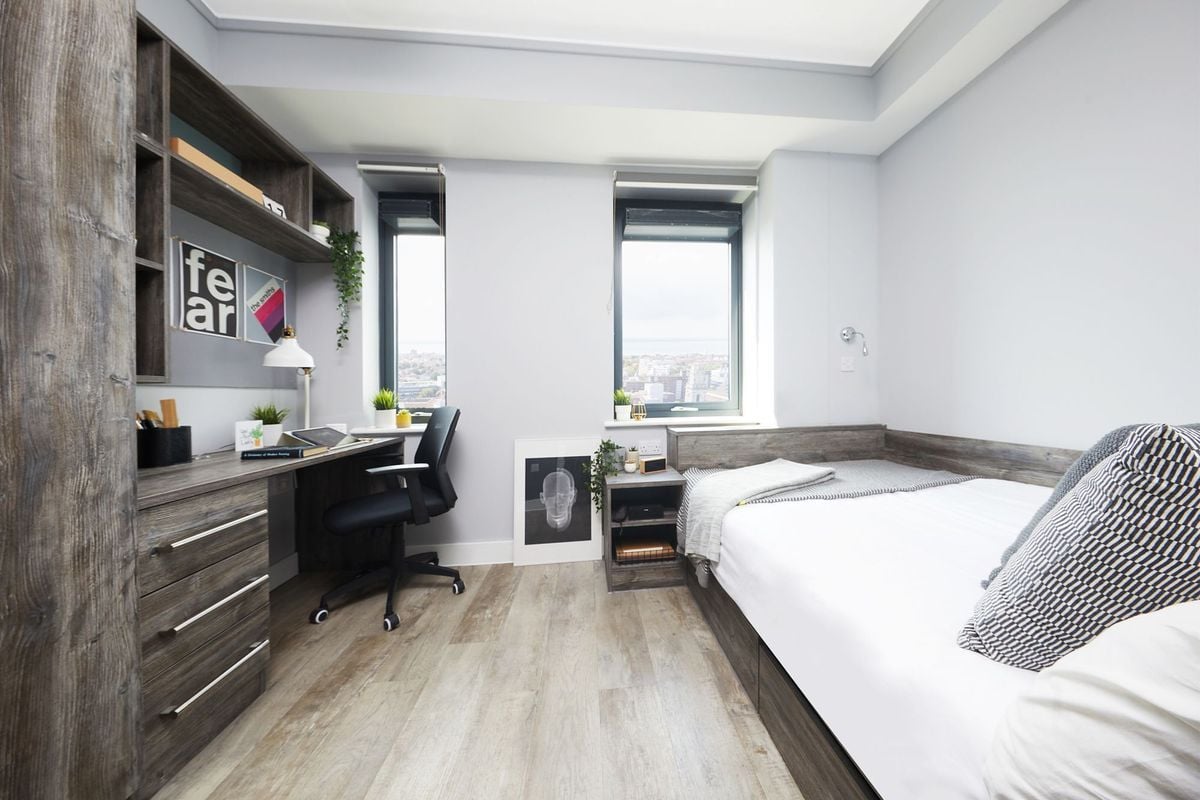 credit: https://www.collegiate-ac.com/uk-student-accommodation/portsmouth/crown-place/