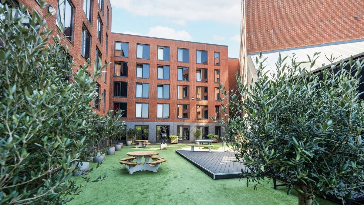 credit: https://wearehomesforstudents.com/student-accommodation/manchester/riverside-house