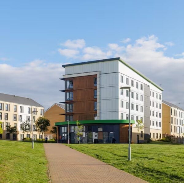 credit: https://ulivingherts.co.uk/