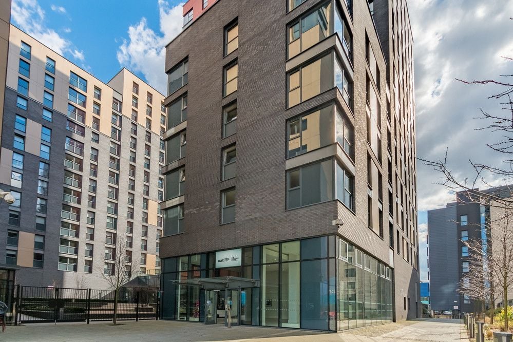 credit: https://www.arts.ac.uk/study-at-ual/accommodation-services/halls-of-residence/the-costume-store