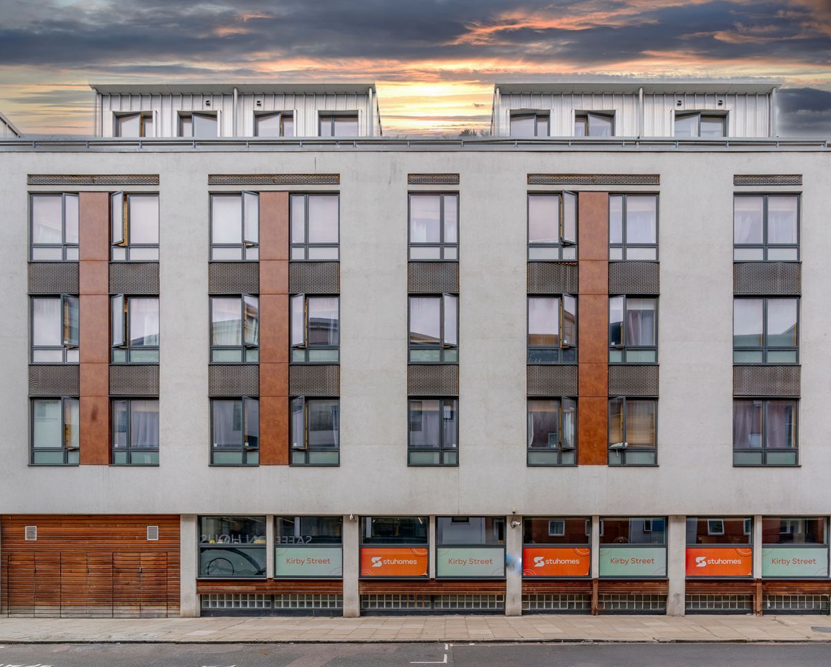 credit: https://stuhomes.com/location/london/