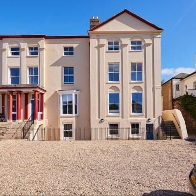 credit: https://www.somerset.ac.uk/life/accommodation/taunton-student-flats.html