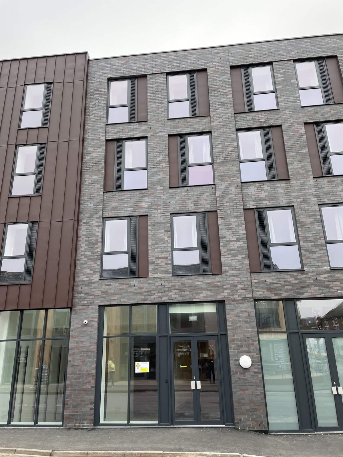 credit: https://relorooms.co.uk/house/eign-gate/