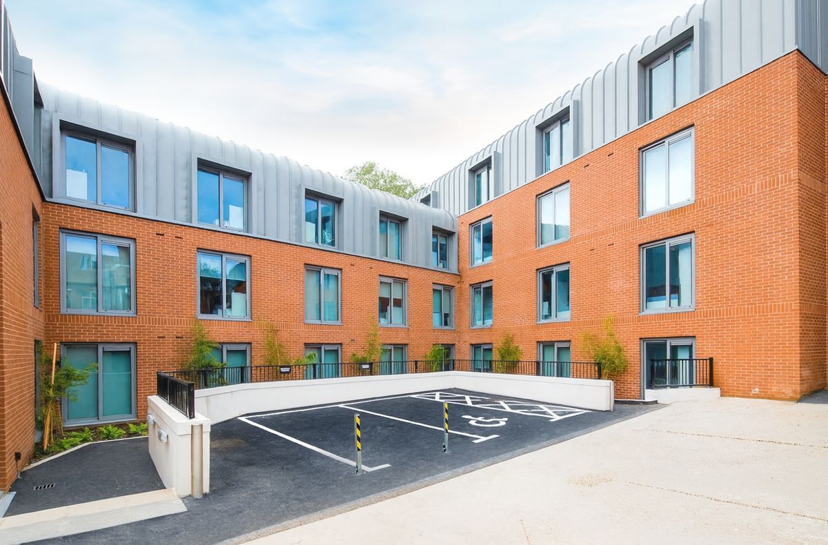 credit: https://wearehomesforstudents.com/student-accommodation/london/cube-ealing