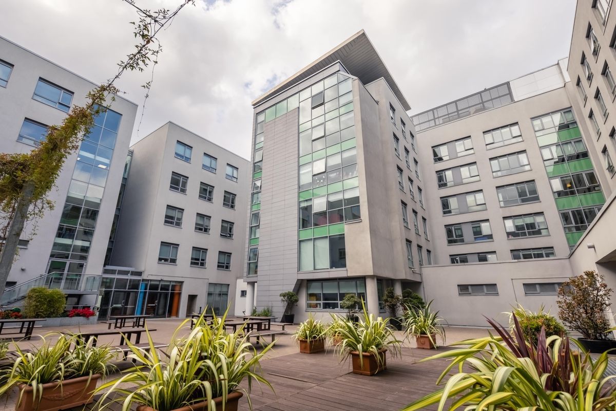 credit: https://www.canvas-world.com/en/locations/ireland/dublin/mayor-square