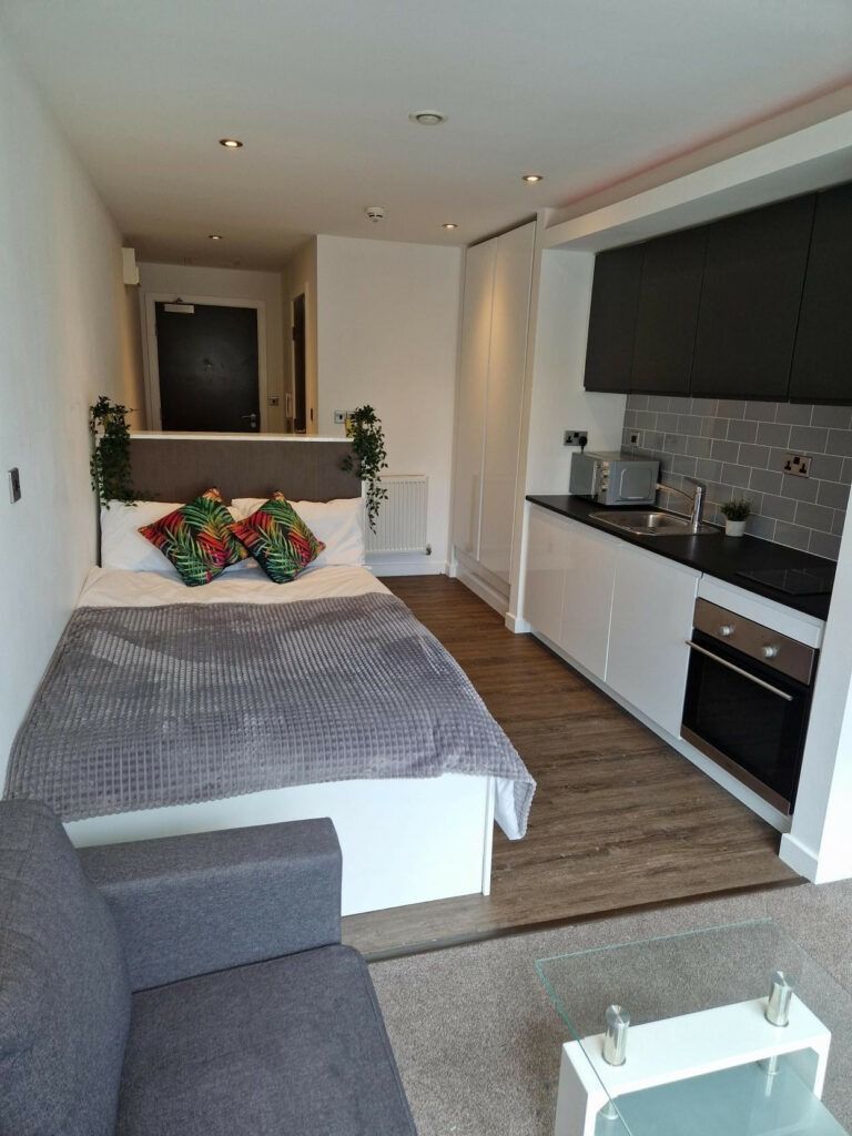 credit: https://api.cloudstudenthomes.co.uk/wp-content/uploads/2023/07/8151626-768x1024.jpg