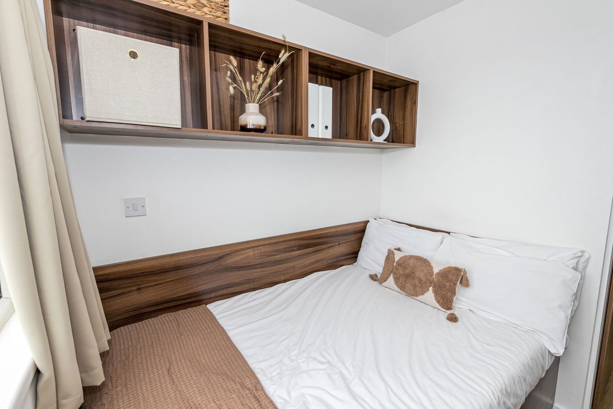 credit: https://www.lulworthstudentcompany.co.uk/rooms-and-booking/by-educational-establishment/hsu-ac