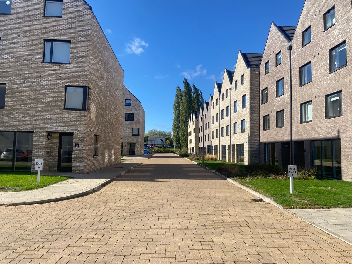 credit: https://www.studentcastle.co.uk/locations/warwick/westwood-student-mews/