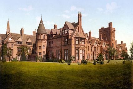credit: http://en.wikipedia.org/wiki/File:Girton_College,_Cambridge,_England,_1890s.jpg