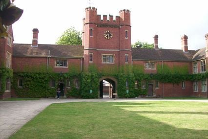 credit: http://www.panoramio.com/photo/26986498