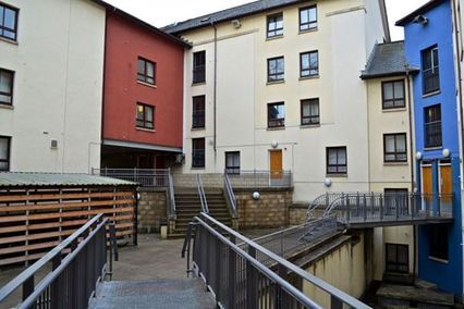 credit: http://www.accom.ed.ac.uk/property-details/11/darroch-court-darroch-court-st-johns-hill-edinburgh/