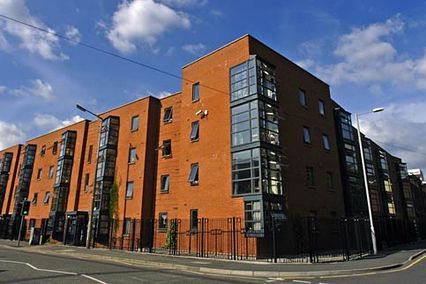 credit: http://www.mmu.ac.uk/accommodation/our-accommodation/hall.php?hallname=briarfields_hall