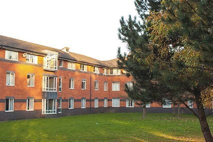 credit: https://www2.warwick.ac.uk/services/accommodation/studentaccommodation/claycroft/