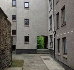 credit: http://www.accom.ed.ac.uk/property-details/40/new-arthur-place-new-arthur-place-edinburgh/