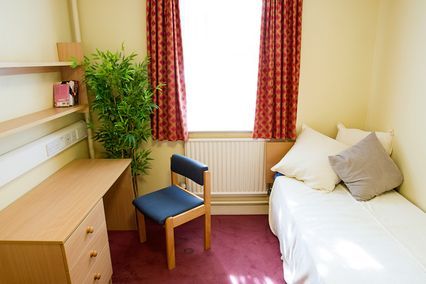 credit: http://www.anglia.ac.uk/~/media/Images/landing-and-content-pages/accommodation/accommodation-by-campus/976x472/addenbrookes-harston-house_976x472%20jpg.jpg