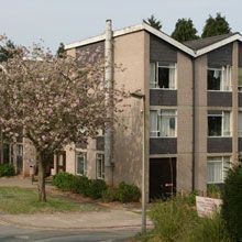 credit: http://www.bangor.ac.uk/accommodation/images/halls/seiriol.jpg