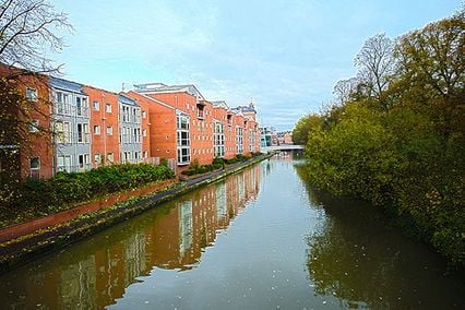 credit: http://www.dmu.ac.uk/webimages/study-images/undergraduate-study-images/accommodation/halls-of-residence/new-wharf-hall/new-wharf-hall-external-img.jpg