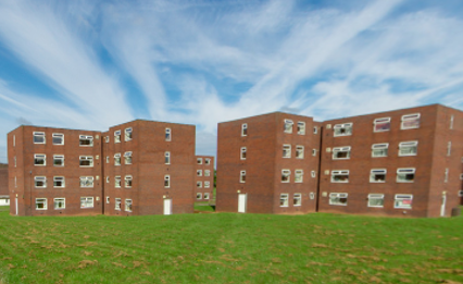 credit: http://www.keele.ac.uk/studyatkeele/accommodation/hallsofresidence/barneshall/