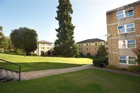 credit: https://www.royalholloway.ac.uk/studyhere/Accommodation/Graphics/KingswoodIIDSC9800-Cropped-287x191.jpg