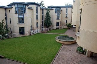 credit: http://www.bristol.ac.uk/media-library/sites/goldney/migrated/images/hall-gcourt-small.jpg