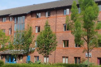 credit: http://www.uclan.ac.uk/accommodation/assets/images/derwent_main.jpg