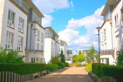 credit: http://www.glos.ac.uk/life/accommodation/halls/PublishingImages/park-halls-exterior-1440.jpg