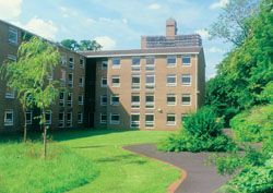 credit: http://media.stars.manchester.ac.uk/images/accommodation/fallowfield_sm/oak_outside.jpg