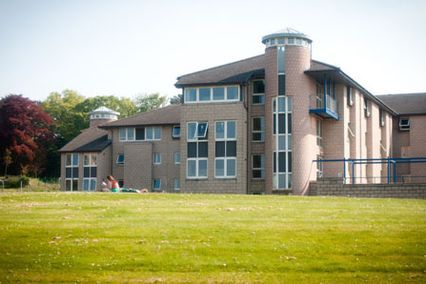 credit: https://www.st-andrews.ac.uk/media/residential-and-business-services/studentaccommodationservices/residences/agnesblackadderhall/agnes-blackadder-1.jpg