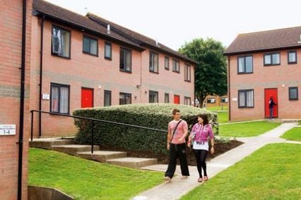 credit: http://www.realworlduniversity.co.uk/media/filter/imageDetail/img/2_carroll_court_student_accommodation.jpg