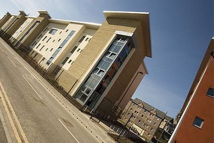 credit: http://www.dundee.ac.uk/media/dundeewebsite/accommodation/gallery/SeabraesNew_Exterior_1.jpg
