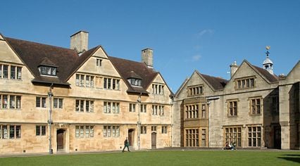 credit: http://dtmw9u23bb9ya.cloudfront.net/uploads/image/file/4177/159_Bristol_Accommodation_Wills_Hall.jpg