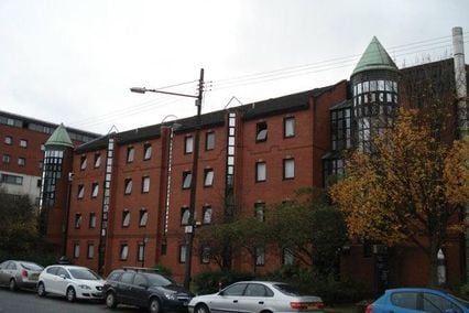 credit: http://photos.wikimapia.org/p/00/02/02/47/38_big.jpg