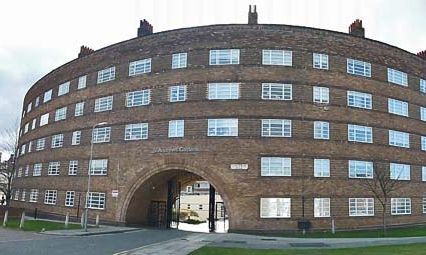 credit: http://manchesterhistory.net/architecture/1930/standrewsgardens.html