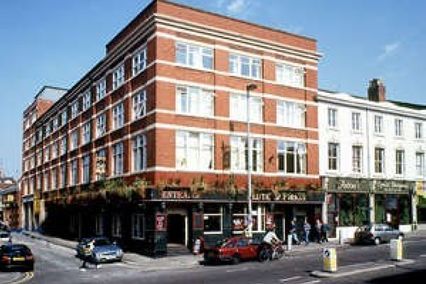 credit: http://studentsource.co.uk/student-accommodation/liverpool/haigh-court