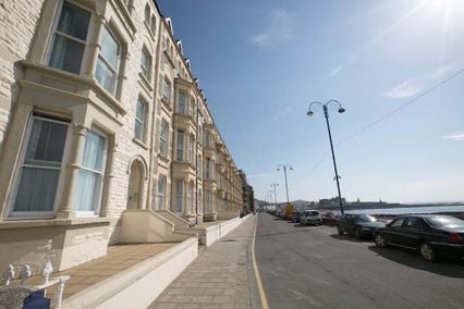 credit: https://www.aber.ac.uk/gallery-files/files/large/Seafront/IMG_7274.jpg