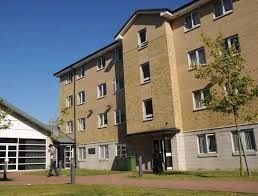credit: http://www.roehampton.ac.uk/uploadedImages/Pages_Assets/Images/Accommodation/Halls_of_residence/aspen-house.jpg?n=4220