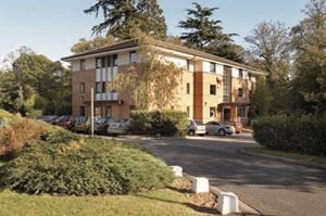 credit: https://www.royalholloway.ac.uk/studentlife/graphics/Accommodation/Highfield.jpg
