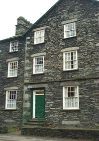 credit: http://www.cumbria.ac.uk/Public/FM/Images/BuildingsPlaces/AmblesideHelvellyn199x301.jpg