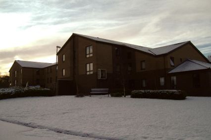 credit: http://commondatastorage.googleapis.com/static.panoramio.com/photos/original/6986190.jpg