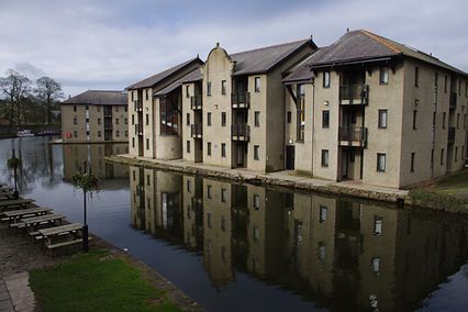 credit: http://s0.geograph.org.uk/geophotos/02/80/70/2807065_739b48bc.jpg