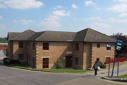 credit: http://s0.geograph.org.uk/geophotos/02/58/58/2585883_72da96ce.jpg