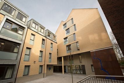 credit: http://en.wikipedia.org/wiki/File:Newcastle_University_-_Park_Terrace.jpg