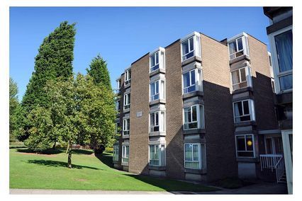 credit: http://www.leedstrinity.ac.uk/student-life/accommodation/st-albans-hall