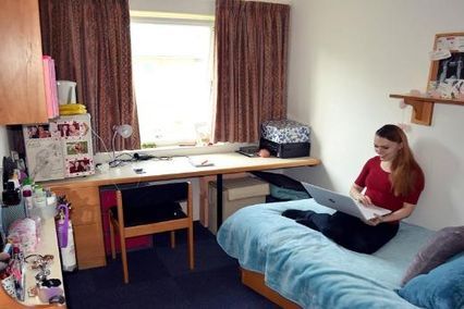 credit: http://www.londonmet.ac.uk/services-and-facilities/accommodation/halls-of-residence/chester-house/