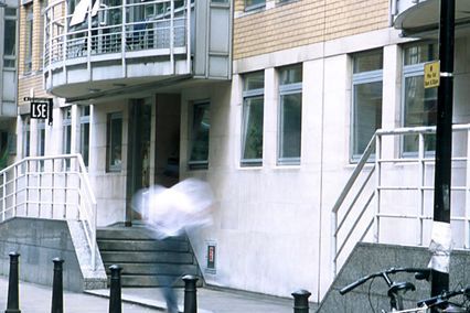 credit: http://www.lse.ac.uk/student-life/accommodation/halls/butlers-wharf-residence
