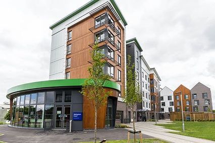 credit: http://www.herts.ac.uk/about-us/news/2015/may/bellingham-and-spalding-open-new-university-halls