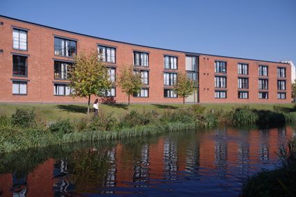 credit: https://commons.wikimedia.org/wiki/File:Jubilee_Campus_MMB_H3_Melton_Hall.jpg