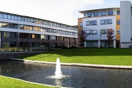credit: https://ahzassociates.co.uk/university-list/university-of-hertfordshire/
