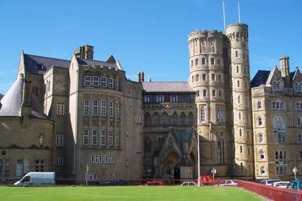 credit: http://upload.wikimedia.org/wikipedia/commons/2/25/Aberystwyth_Old_University_Building.jpg