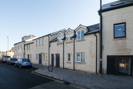 credit: https://www.bath.ac.uk/student-accommodation/canal-bridge-student-accommodation/